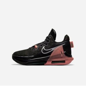 Boys Labron Witness 6 Nike Shoes Size 4.5 Y